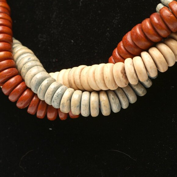 Vintage Twisted Wood Bead Necklace 3 Strand Retro Boho Brown Cream Blue - Picture 6 of 9